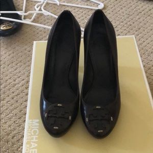 Tory Burch brown leather heels